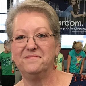 Meet your Posher, Cindy